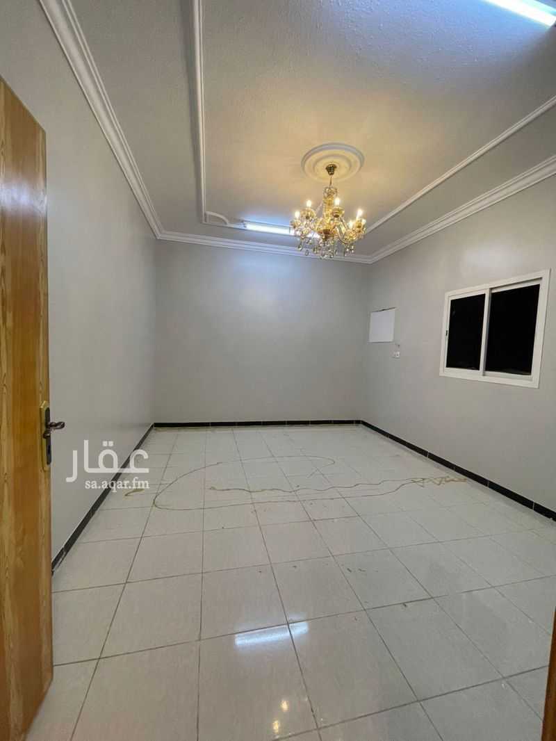 4 bedroom apartment in Al Rimal, Riyadh 4