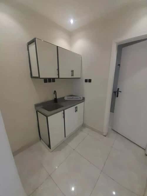 شقة 1 غرف في المونسية 5