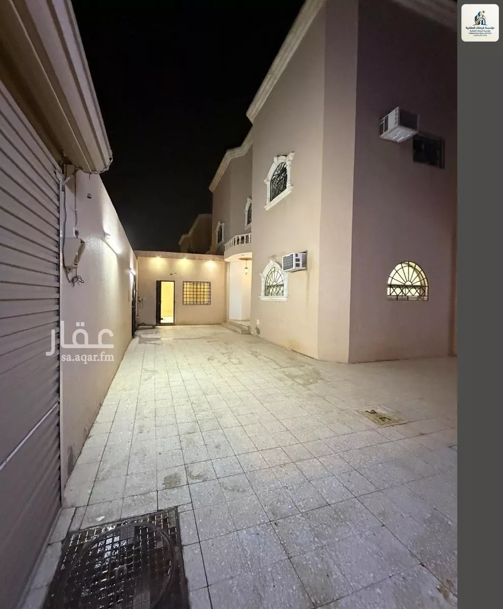 3 bedroom villa in Al Yarmouk, Riyadh 7