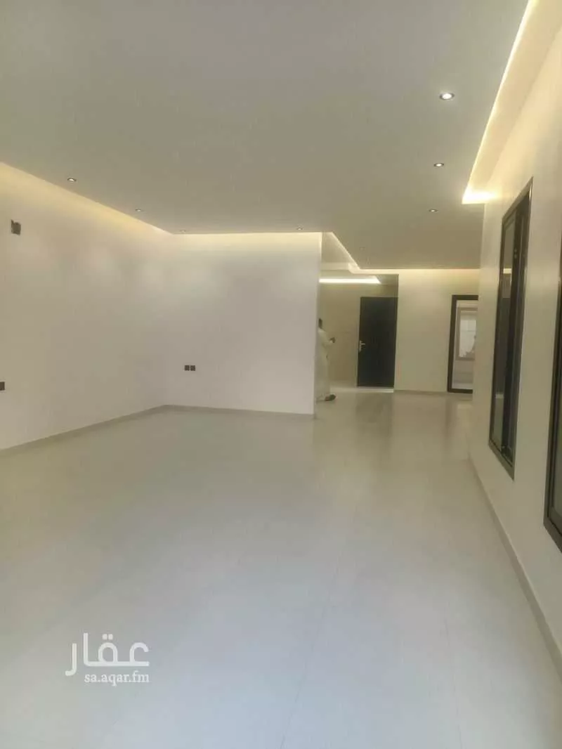 5 bedroom villa in As Suwaidi, Riyadh 13