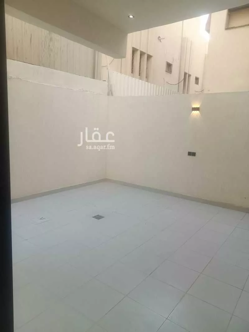 5 bedroom villa in As Suwaidi, Riyadh 20
