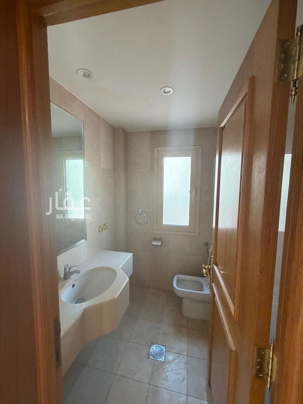 5 bedroom villa in Al Mutamarat, Riyadh 16