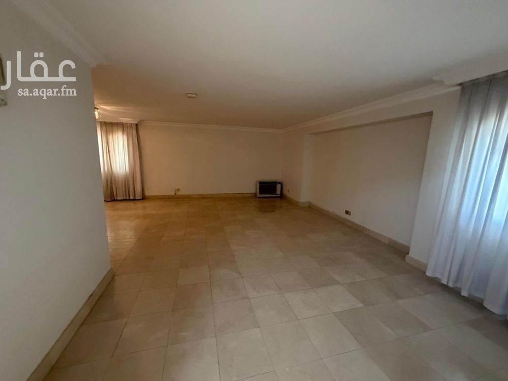 5 bedroom villa in Al Mutamarat, Riyadh 17