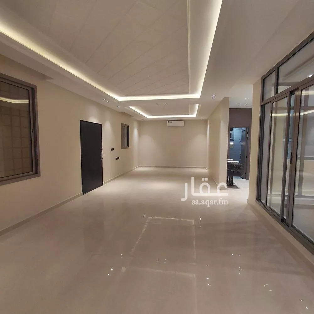 3 bedroom villa in Al Yarmouk, Riyadh 7
