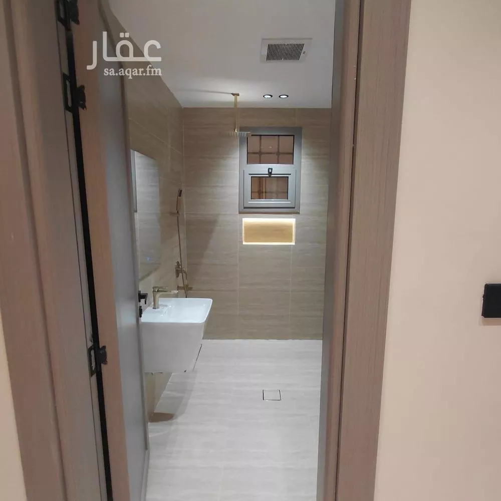 3 bedroom villa in Al Yarmouk, Riyadh 4