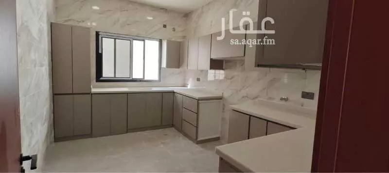 4 bedroom villa in Ash Sharq, Eastern Province 16