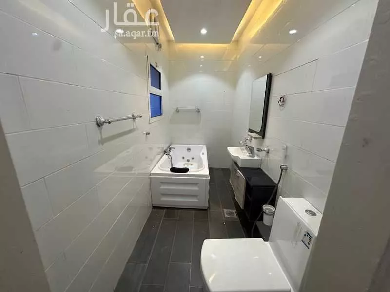 4 bedroom villa in Abhur South, Jeddah 5