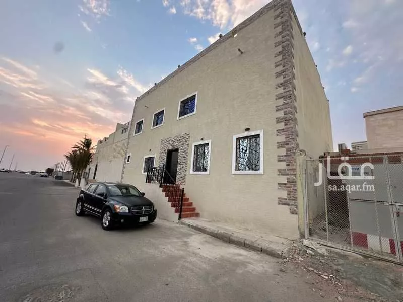 4 bedroom villa in Abhur South, Jeddah 8