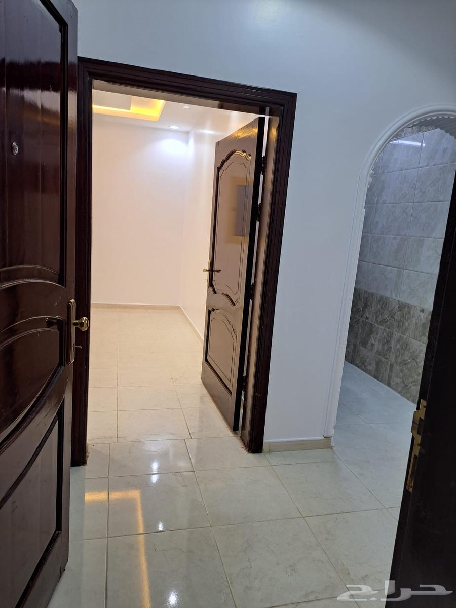 3 bedroom apartment in Al Ranuna, Madinah 7