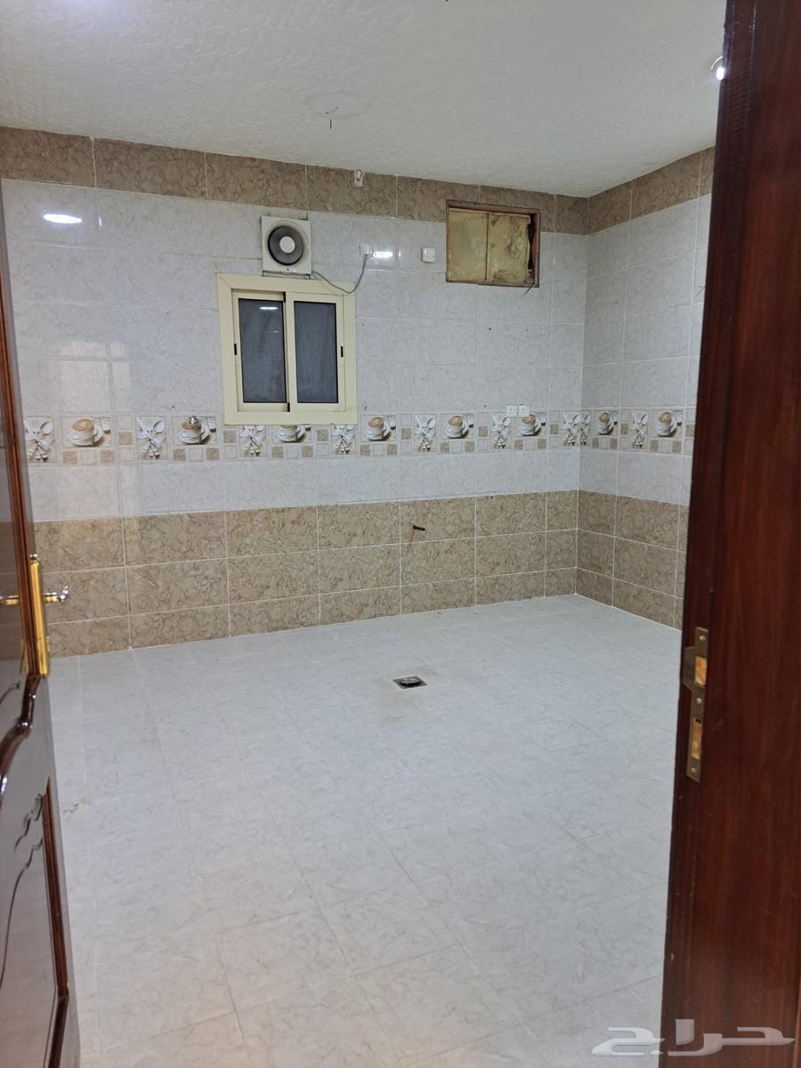 3 bedroom apartment in Al Ranuna, Madinah 5
