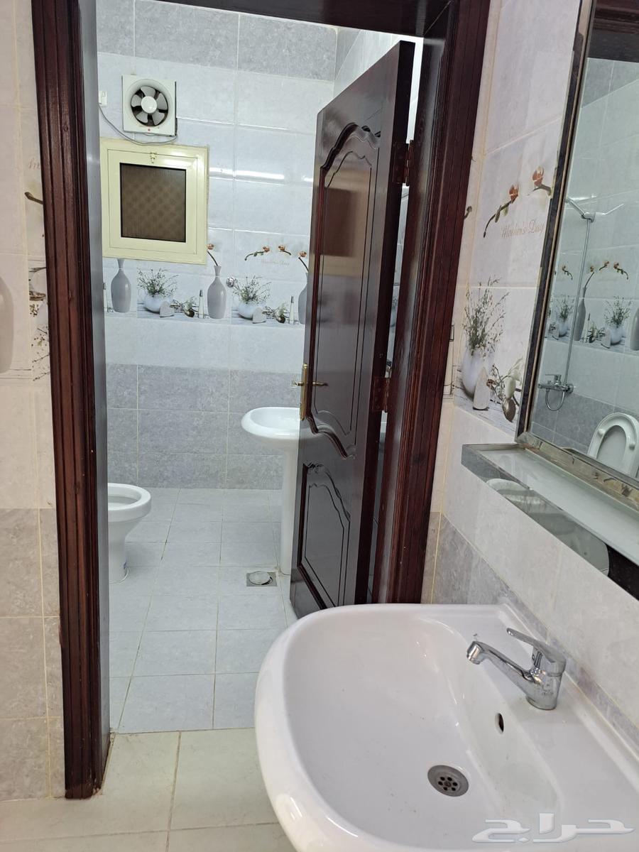 3 bedroom apartment in Al Ranuna, Madinah 4