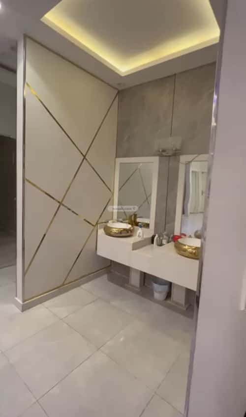 9 bedroom floor in As Saadah 1