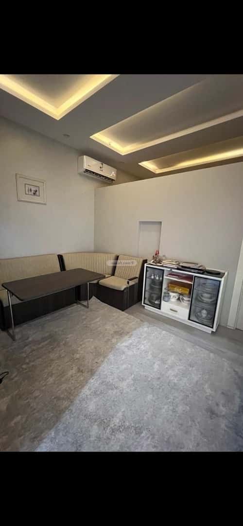 9 bedroom floor in As Saadah 5