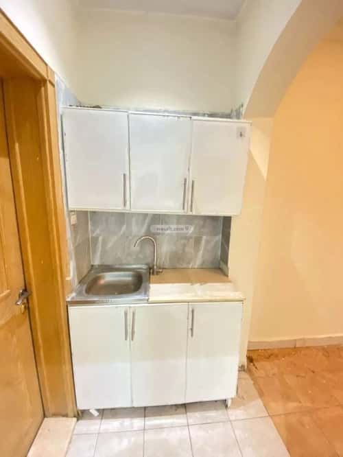 شقة 2 غرف في النزهة 1