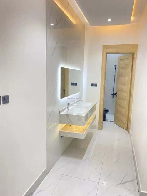 6 bedroom villa in Al Uraija Al Gharbi 5