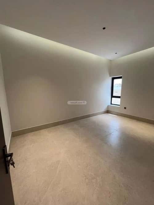 6 bedroom villa in Al Aridh 8
