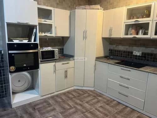 5 bedroom apartment in Qurtubah 2