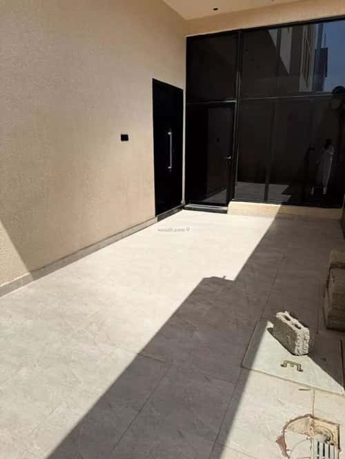 5 bedroom villa in Tuwaiq 4
