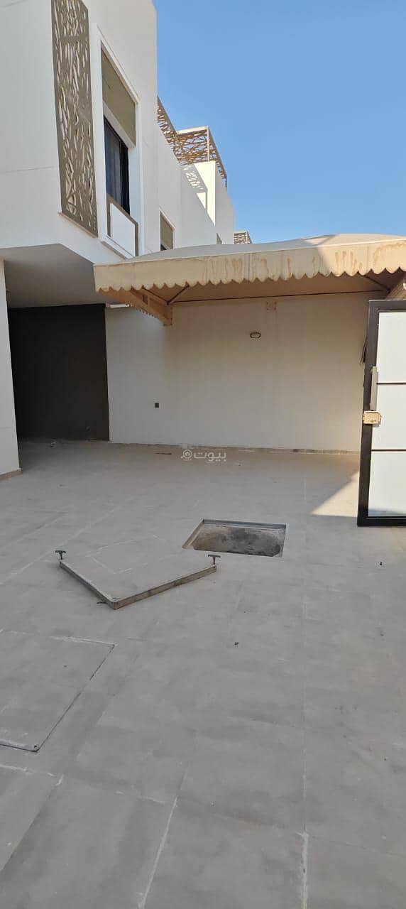 4 bedroom villa in Al Iskan Ash Shamali, Eastern Province 15