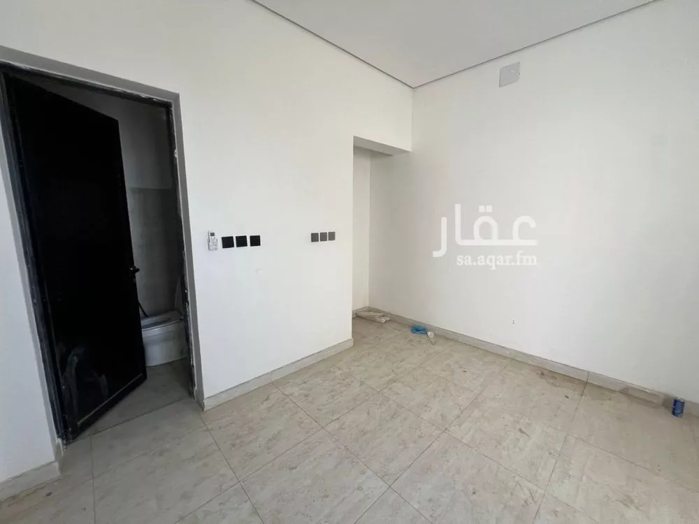 8 bedroom building in As Salhiyah, Riyadh 18