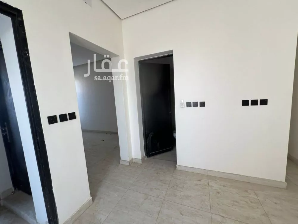8 bedroom building in As Salhiyah, Riyadh 19