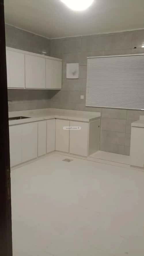 5 bedroom floor in Al Olaya 3