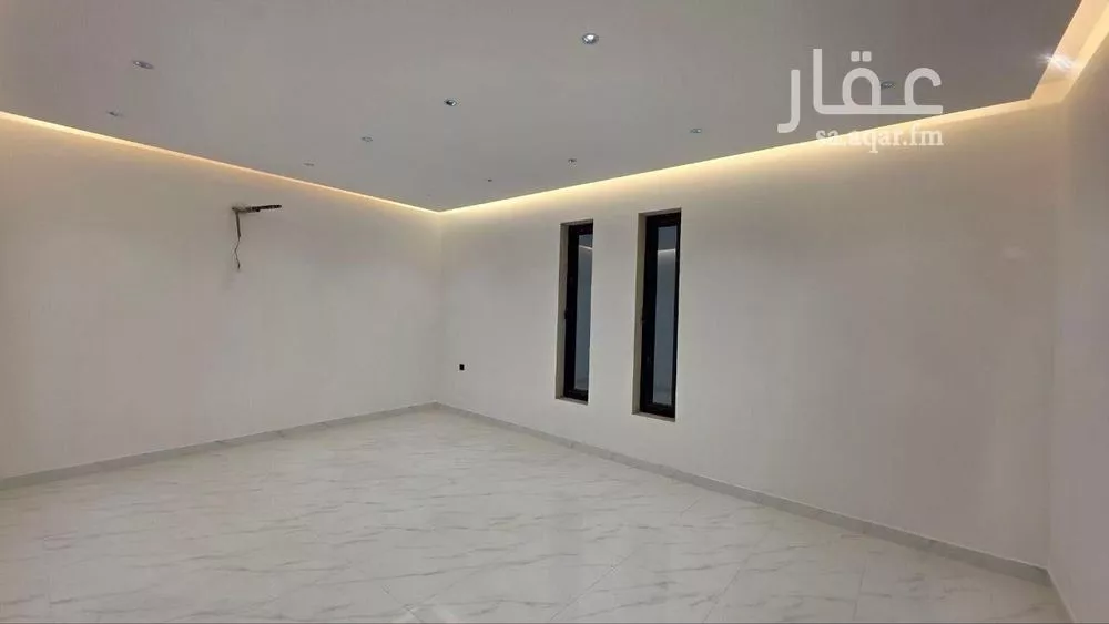5 bedroom apartment in King Fahd, Madinah 4