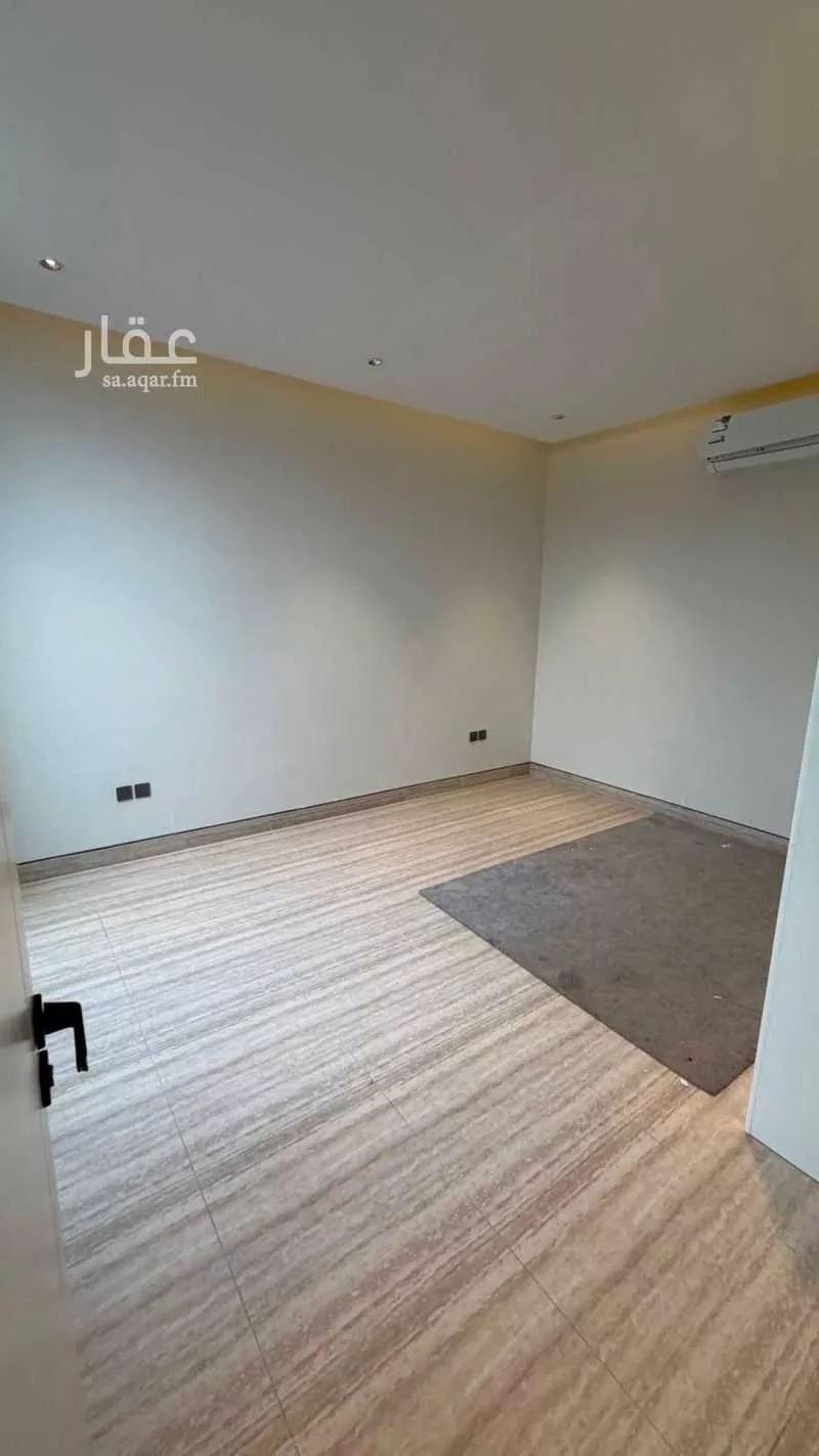 4 bedroom villa in Ar Rayan, Riyadh 15