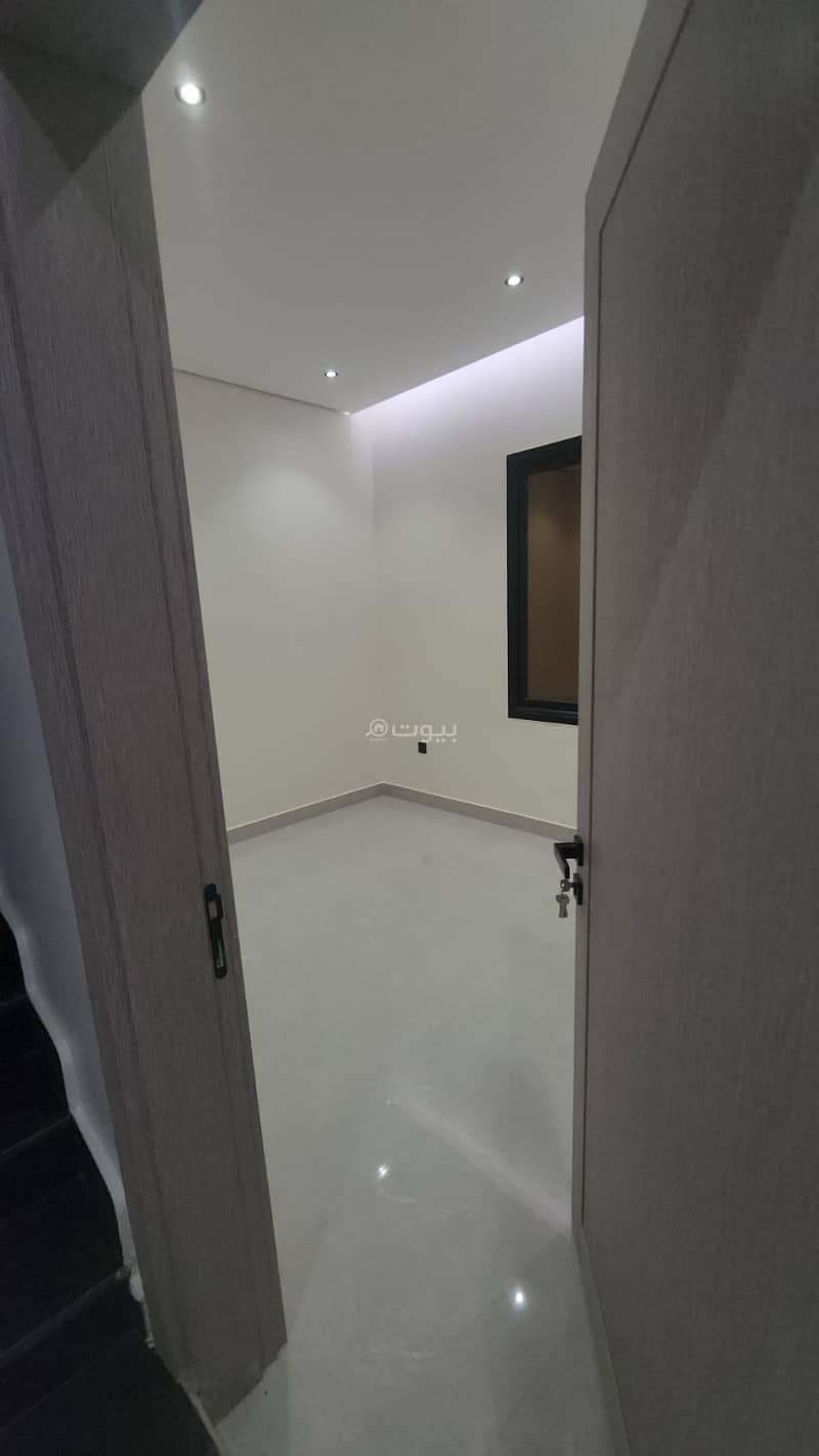5 bedroom villa in Al Bayan, Riyadh 12