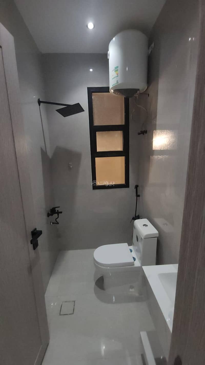5 bedroom villa in Al Bayan, Riyadh 14