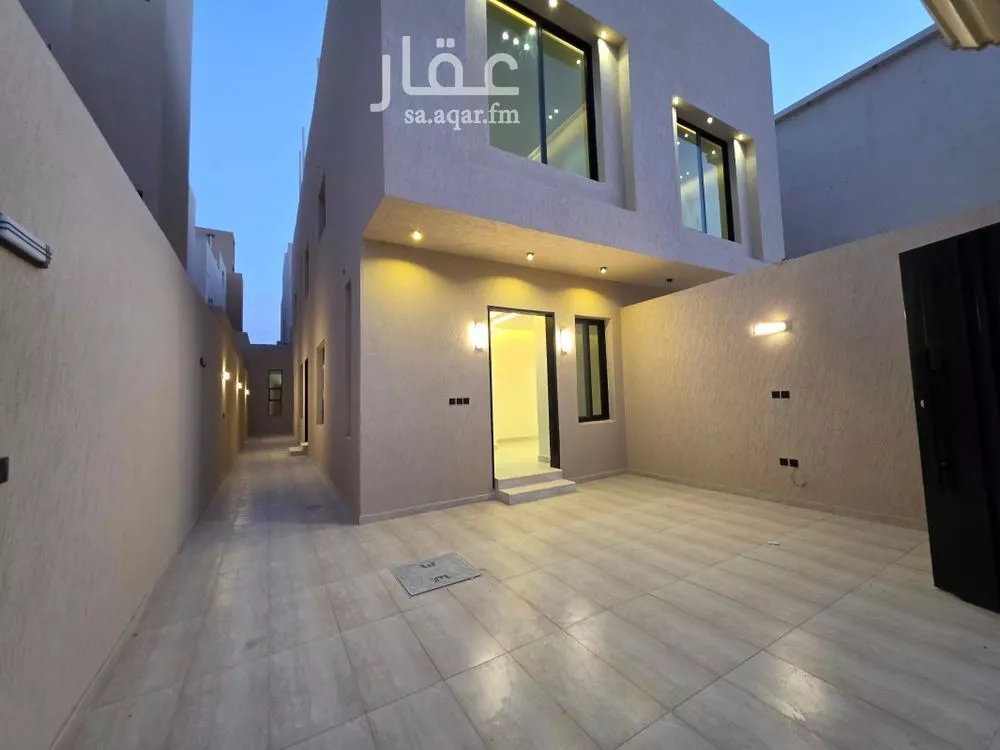 12 bedroom villa in Badr, Riyadh 3
