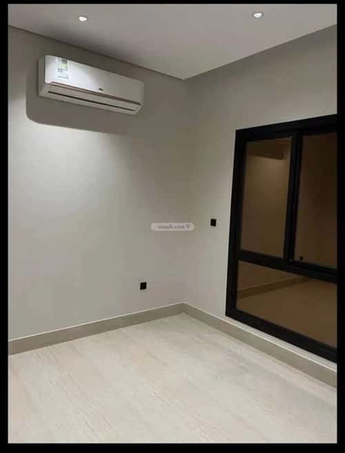 شقة 3 غرف في الروضة 3