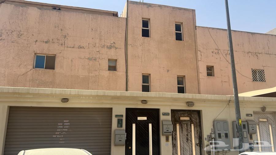 6 bedroom villa in At Taawon, Riyadh 4