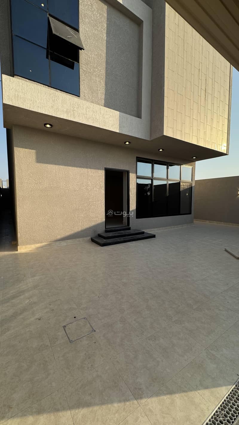 5 bedroom villa in Ash Shulah, Eastern Province 3