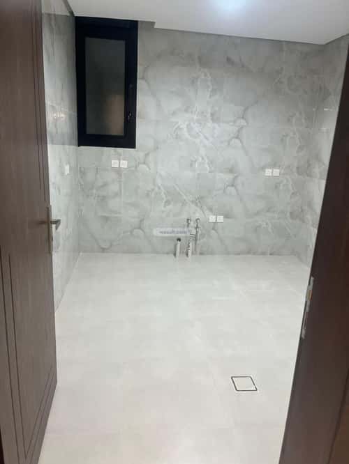 3 bedroom apartment in Al Qairawan 9