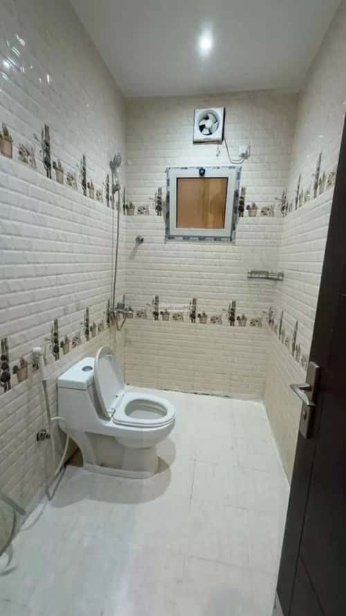 4 bedroom apartment in Al Rughamah, Jeddah 7