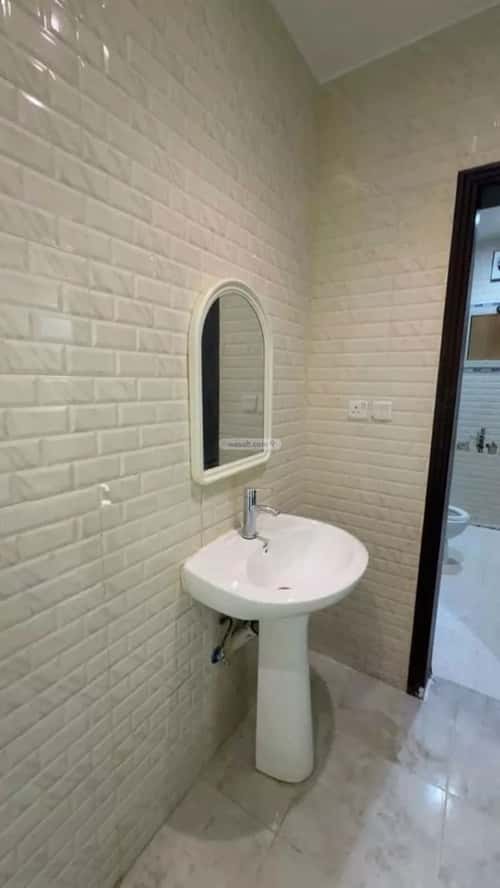 4 bedroom apartment in Al Rughamah, Jeddah 4