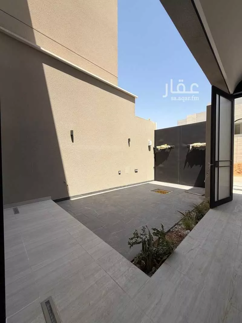 4 bedroom villa in Al Safa, Riyadh 4