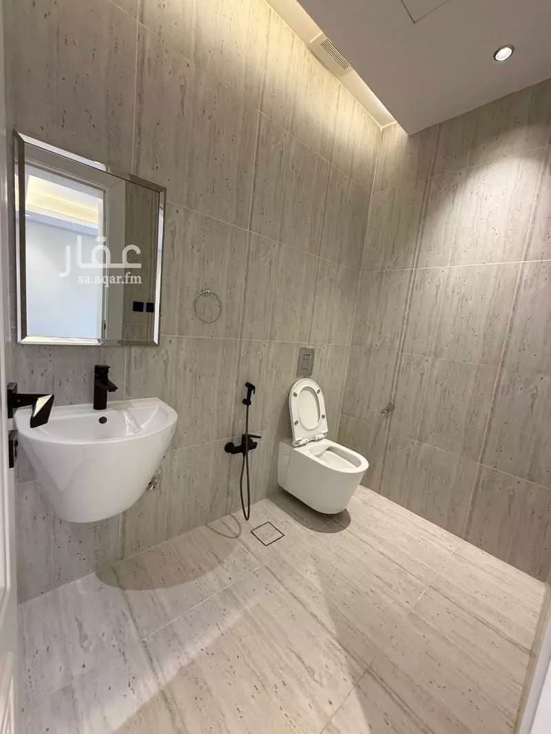 3 bedroom apartment in King Abdul Aziz, Riyadh 19