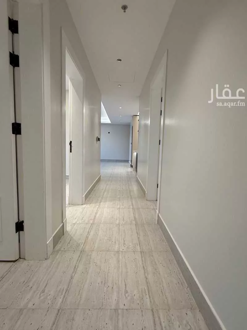 3 bedroom apartment in King Abdul Aziz, Riyadh 16