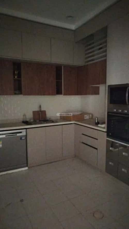 5 bedroom villa in Badr 8