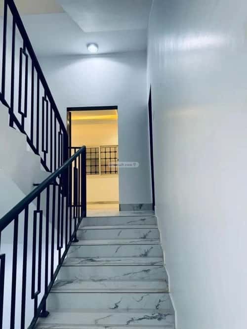 3 bedroom floor in Badr 4