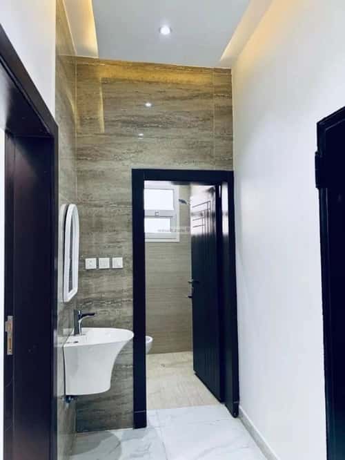 3 bedroom floor in Badr 5