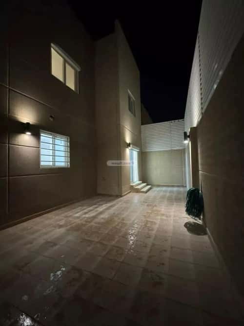 4 bedroom villa in Riyadh 3