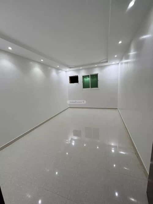 3 bedroom apartment in Al Hazm 4