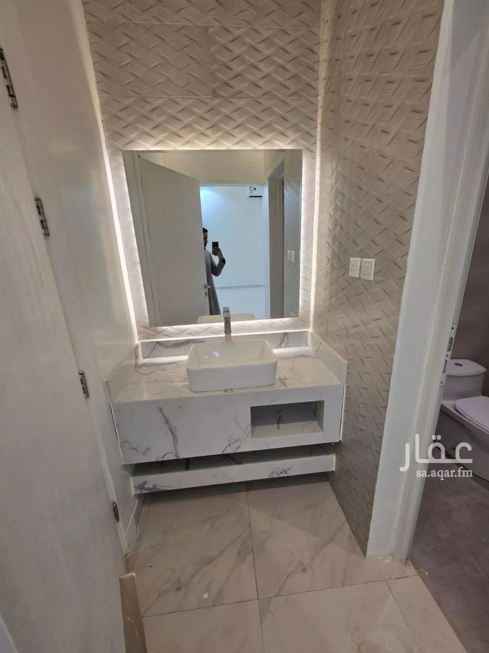 3 bedroom floor in Al Narjis 9