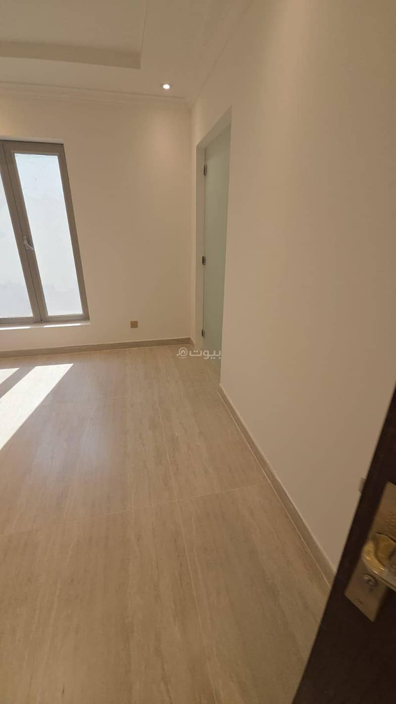 3 bedroom apartment in Hajar, Eastern Province 18