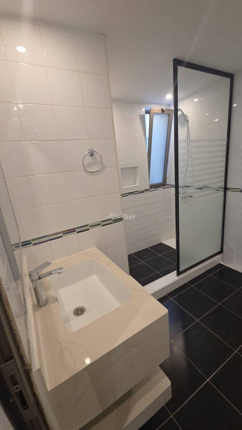 3 bedroom apartment in Hajar, Eastern Province 23