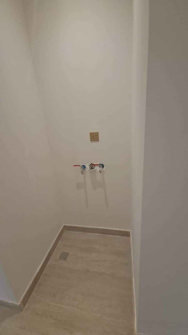3 bedroom apartment in Hajar, Eastern Province 24
