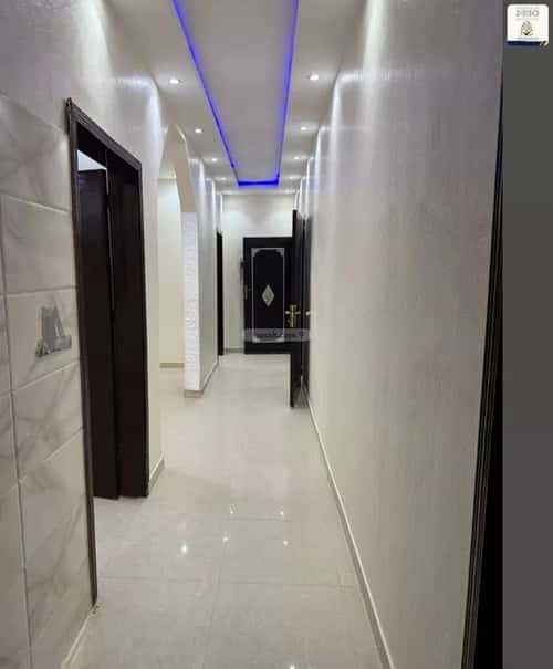 شقة 3 غرف في الرمال 4